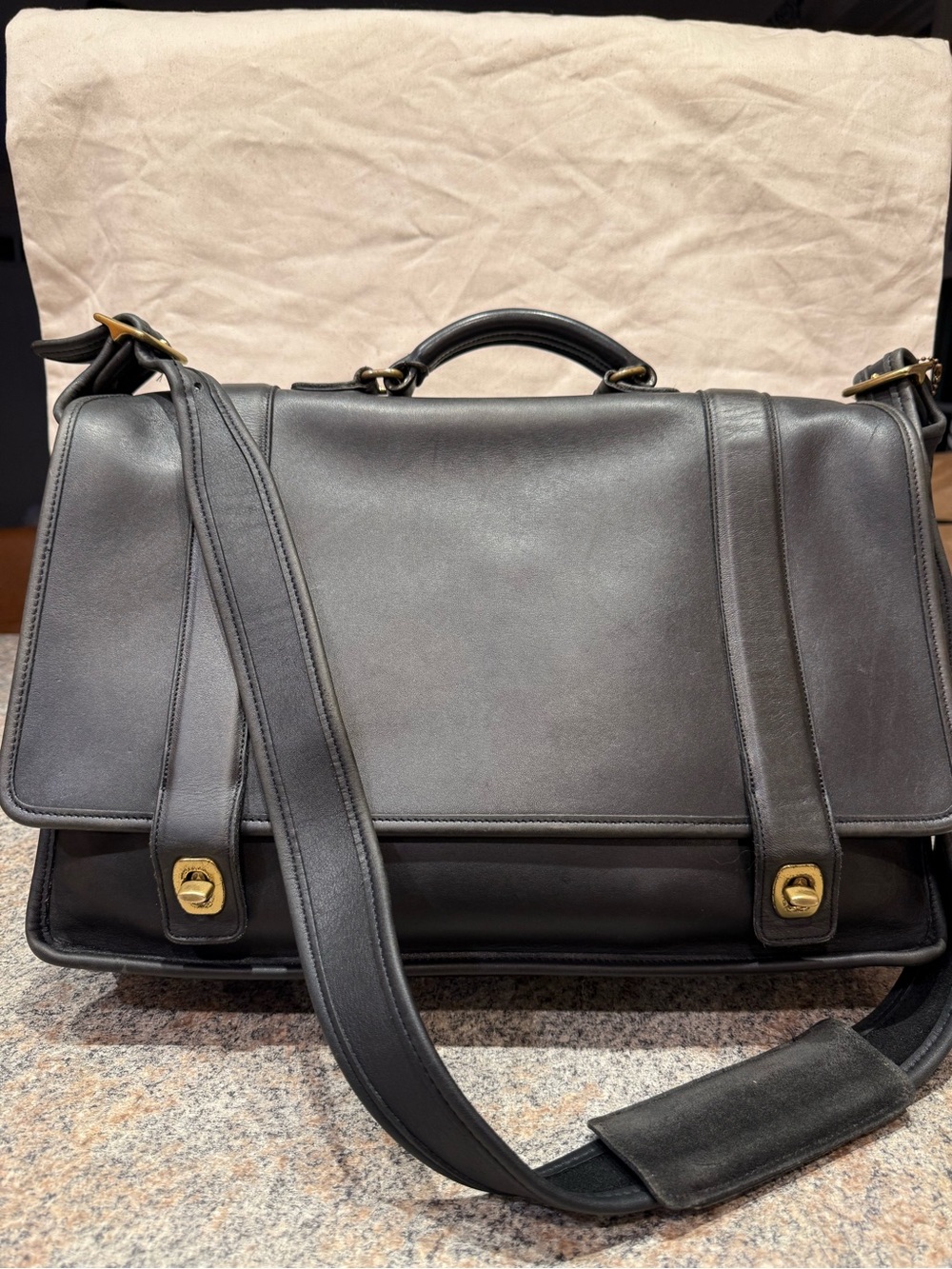Coach Essex Brief 5274